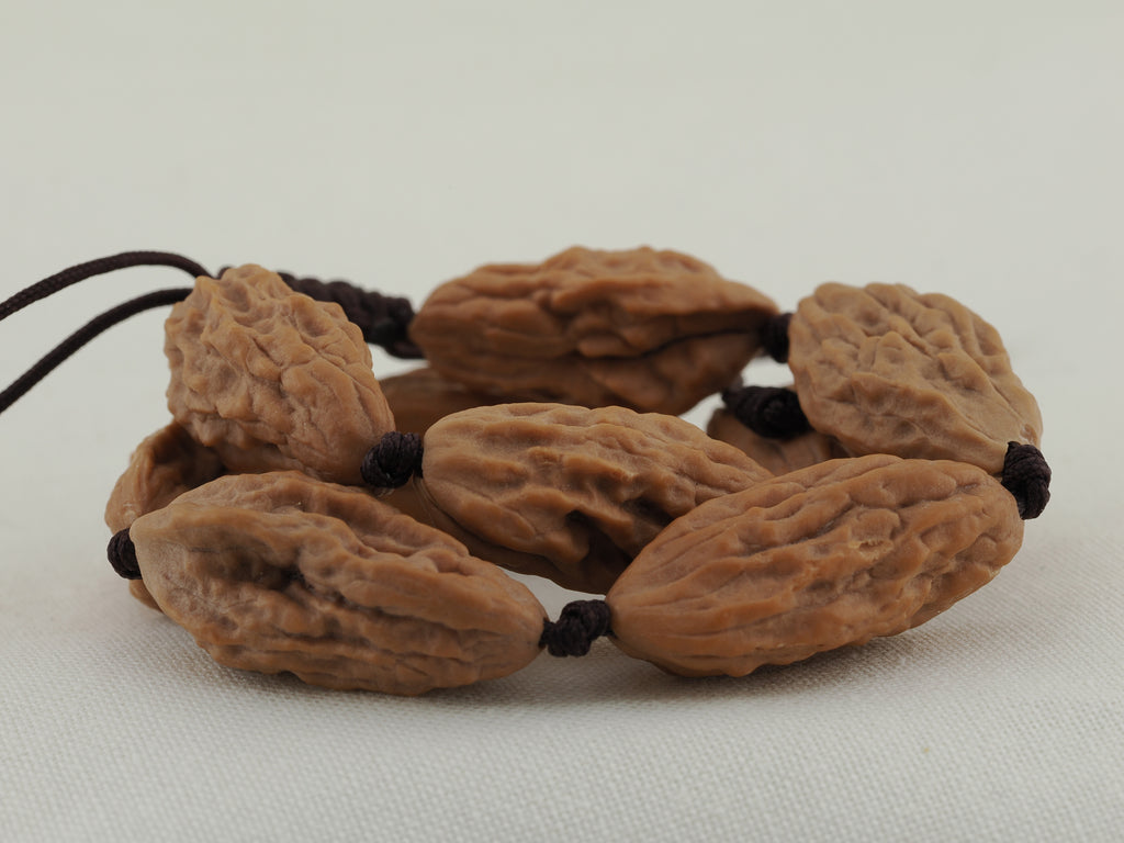 Songshan Toad Head Bead Bracelet — 10.0 mm (Song Shan Ha Ma Tou) — Coiled bracelet view — BD-00003