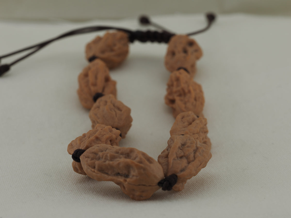 Songshan Toad Head Bead Bracelet — 10.0 mm (Song Shan Ha Ma Tou) — Extended bracelet view — BD-00004