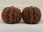 White Lion Head walnut pair, 41 mm — WW-00017, view 2.