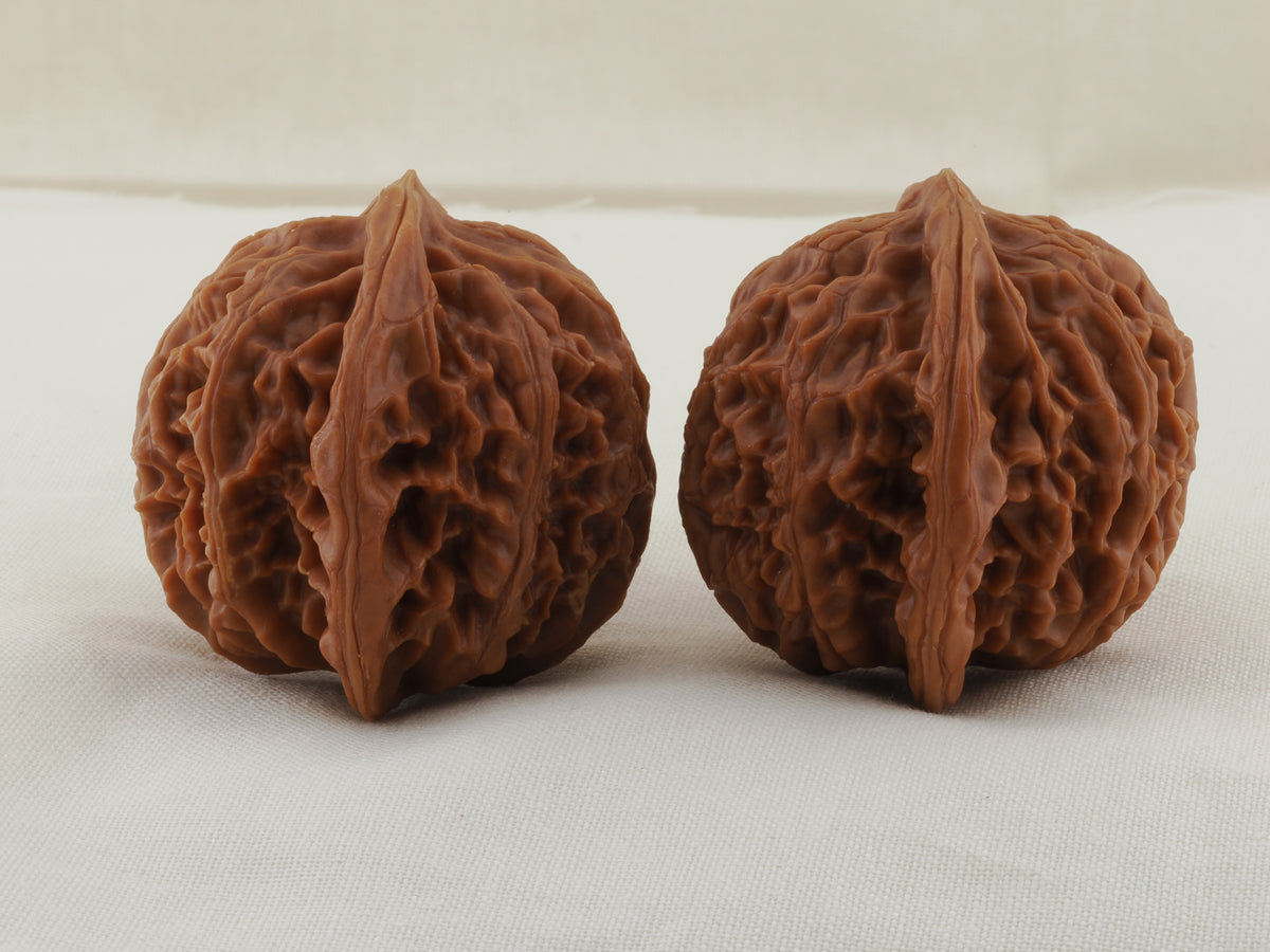 Palace Lantern walnut pair, 40 mm — WW-00021, view 4.