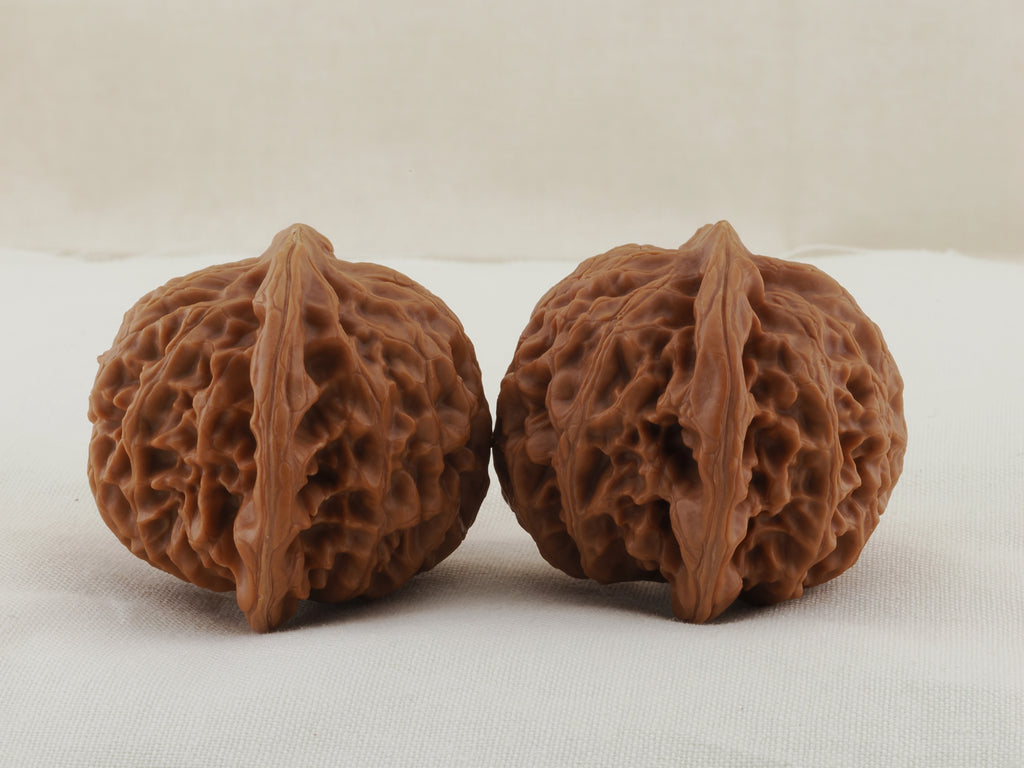 Palace Lantern walnut pair, 40 mm — WW-00022, view 2.