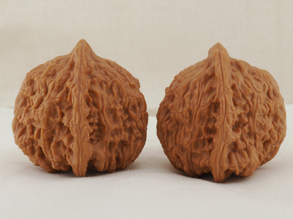 Kuancheng Lion Head walnut pair, 40 mm — WW-00024, view 4.