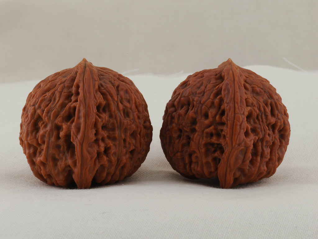 Red Bean Ground-Buried walnut pair, 36 mm — WW-00027, view 4.