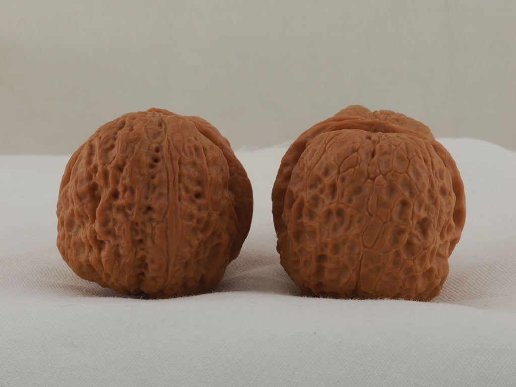 Iron Ingot walnut pair, 38 mm — WW-00029, view 4.