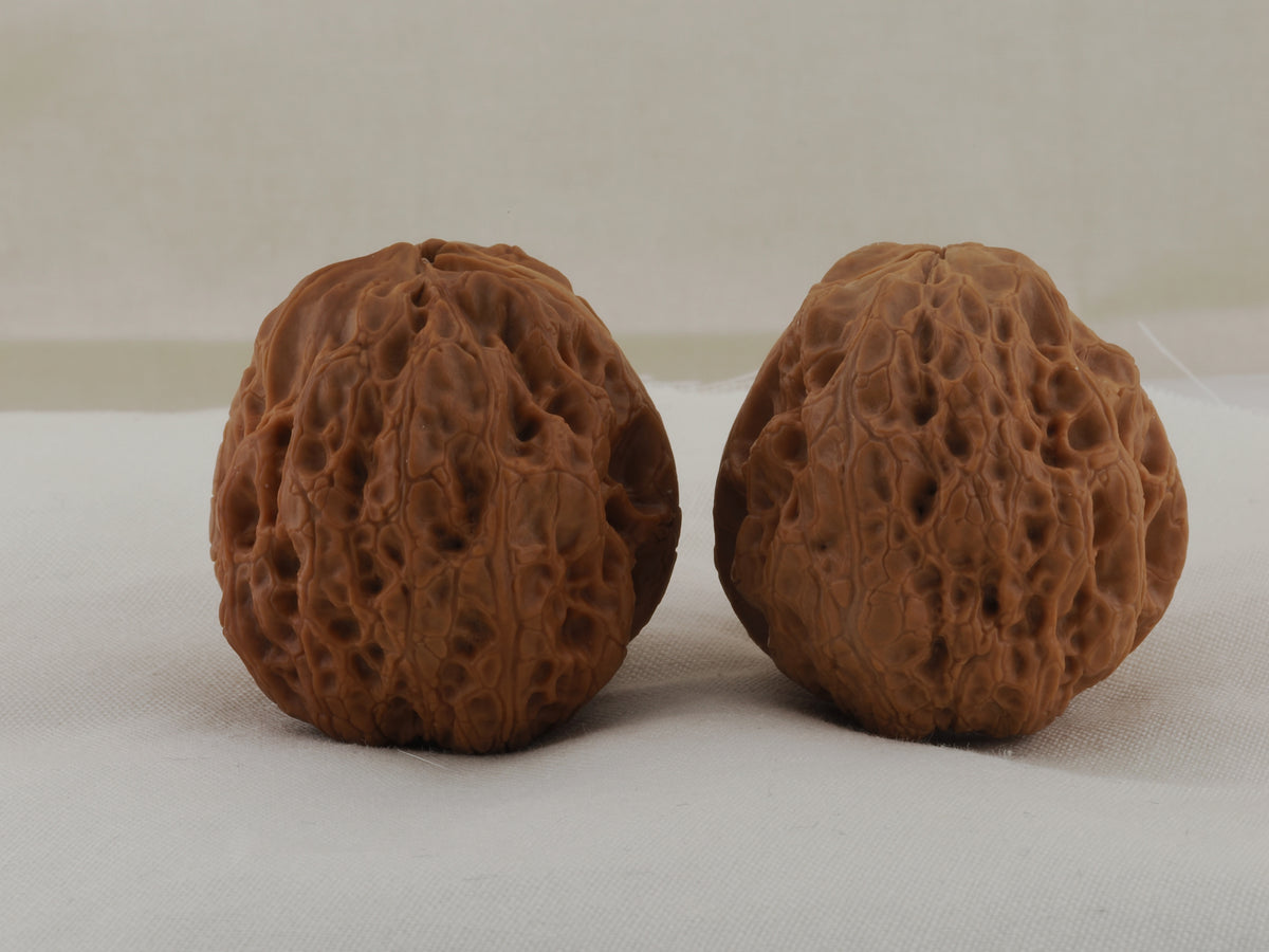 Iron Spinning Top walnut pair, 40 mm — WW-00031, view 6.