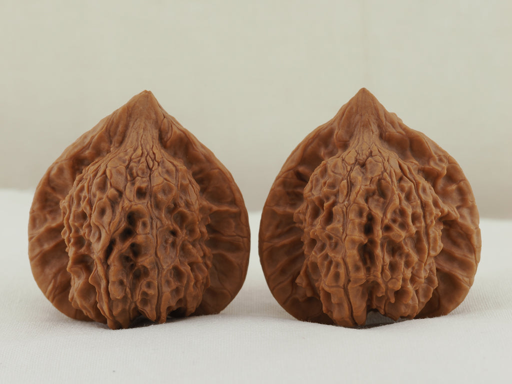 Vermilion Bird Walnut Pair — 40.0 mm (Zhu Que) — Front view — WW-00034