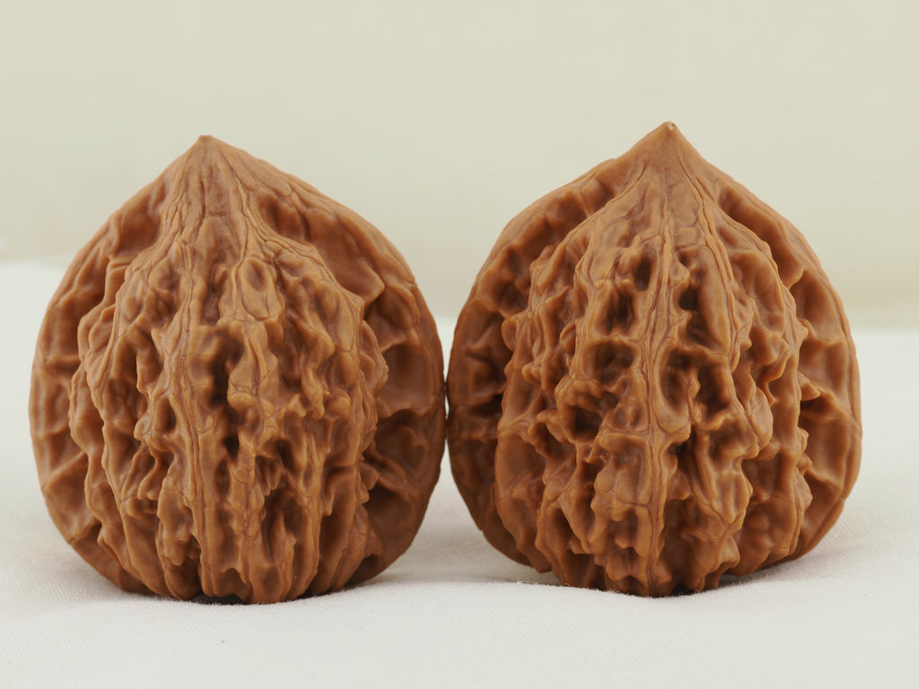 Chicken Heart Walnut Pair — 41.0 mm (Ji Xin) — Reverse view — WW-00039