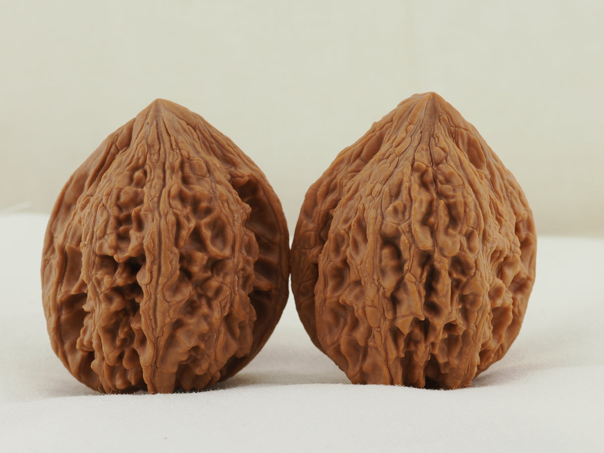 Dagu Stone Walnut Pair — 40.0 mm (Da Gu Shi) — Reverse view — WW-00043