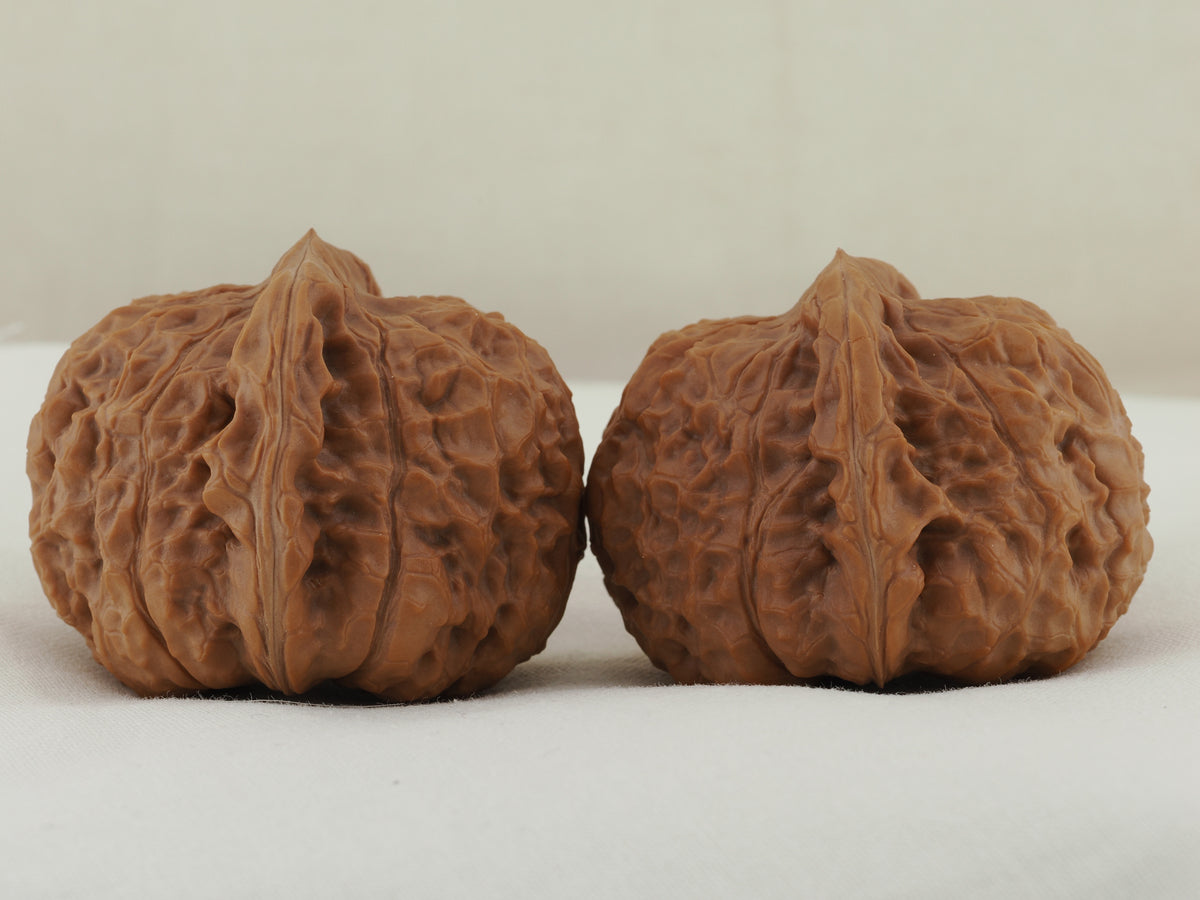Pumpkin Walnut Pair — 46.0 mm (Nan Gua Dun) — Opposite side view — WW-00044