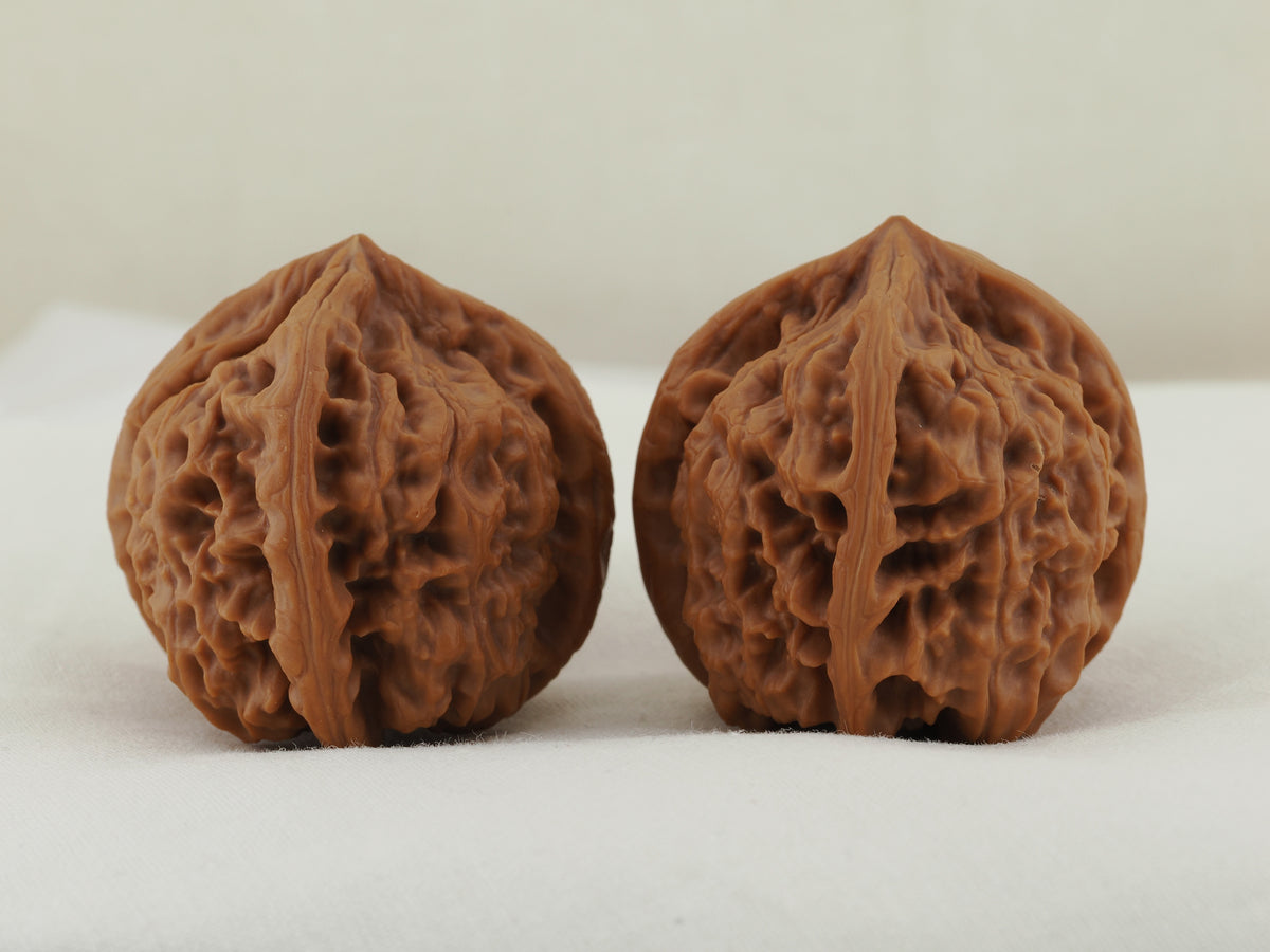 Jade Seal Four Ridge Walnut Pair — 44.0 mm (Yu Xi Si Leng) — Side view — WW-00050